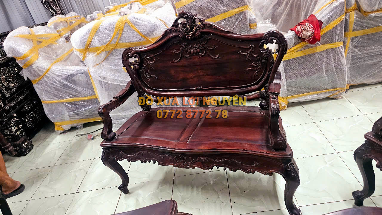 Bộ bàn Louis 9 món, gỗ cẩm lai, dáng hoàng gia rất đẹp