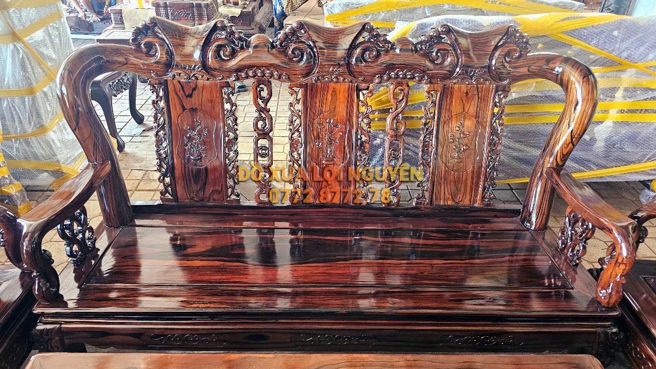 Bộ bàn phòng khách gỗ mun ta 8 món xưa