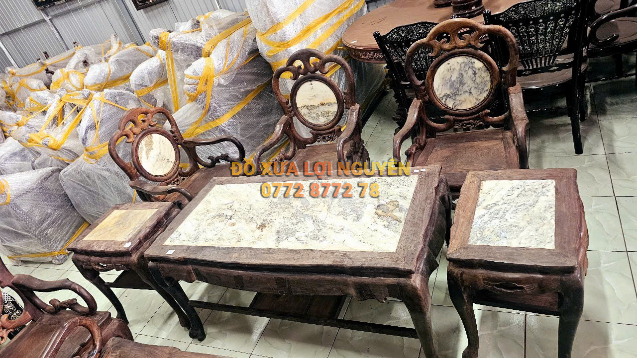 Bộ bàn ghế gỗ trắc ta chuẩn xưa 8 món, dáng móc Tàu