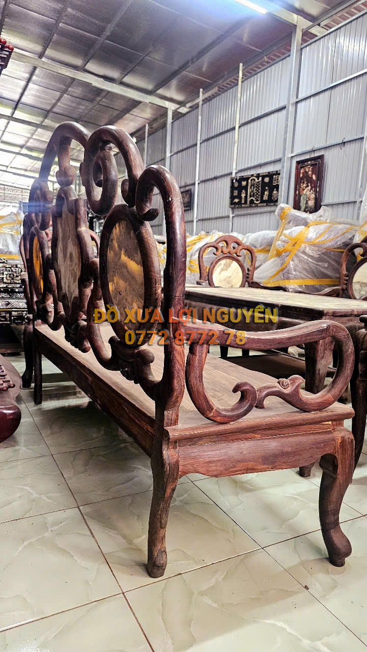Bộ bàn ghế gỗ trắc ta chuẩn xưa 8 món, dáng móc Tàu