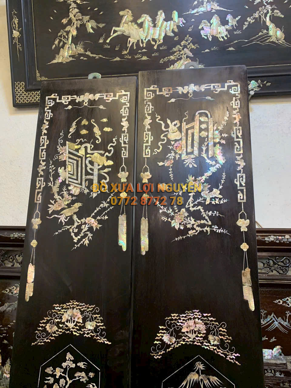 Cặp câu đối gỗ gõ mật xưa VIP