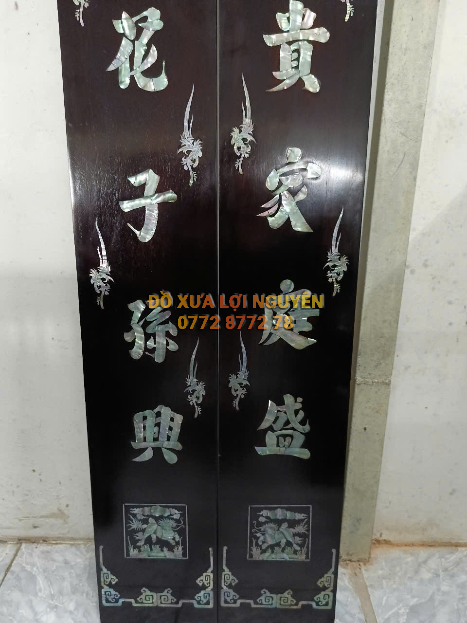 Cặp câu đối chữ, gỗ gõ mật