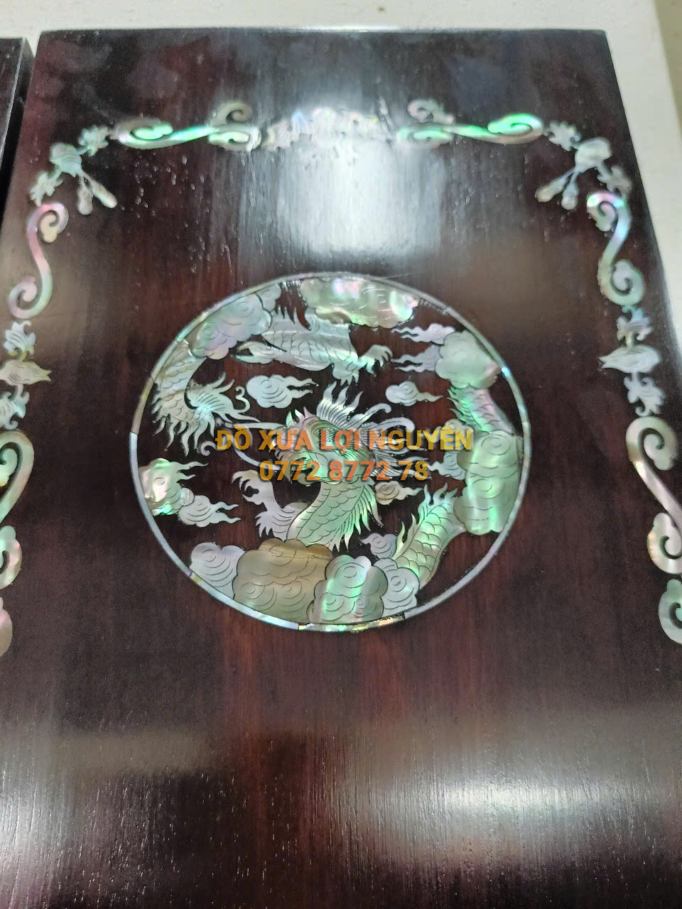 Cặp câu đối chữ, gỗ gõ mật