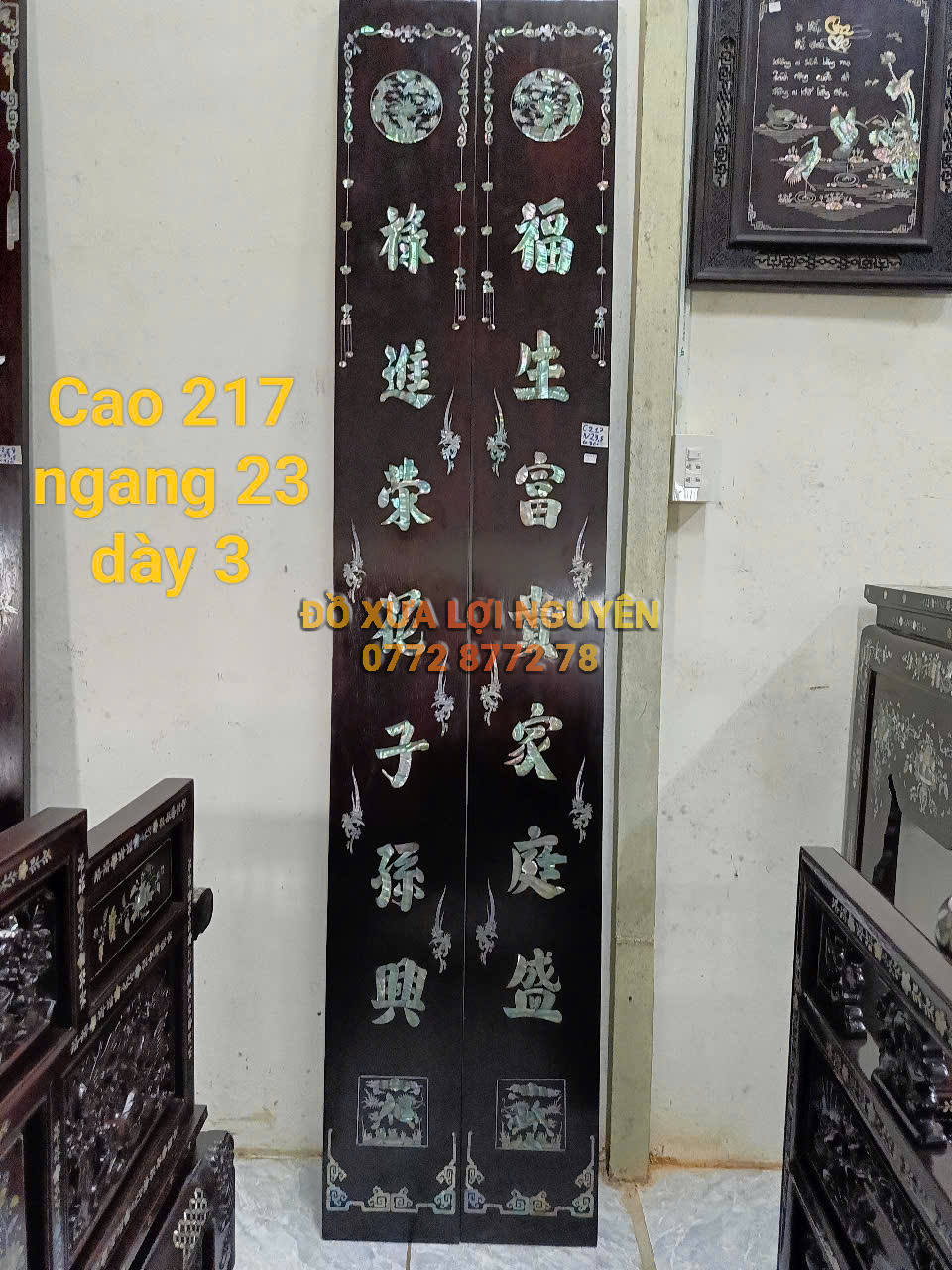 Cặp câu đối chữ, gỗ gõ mật