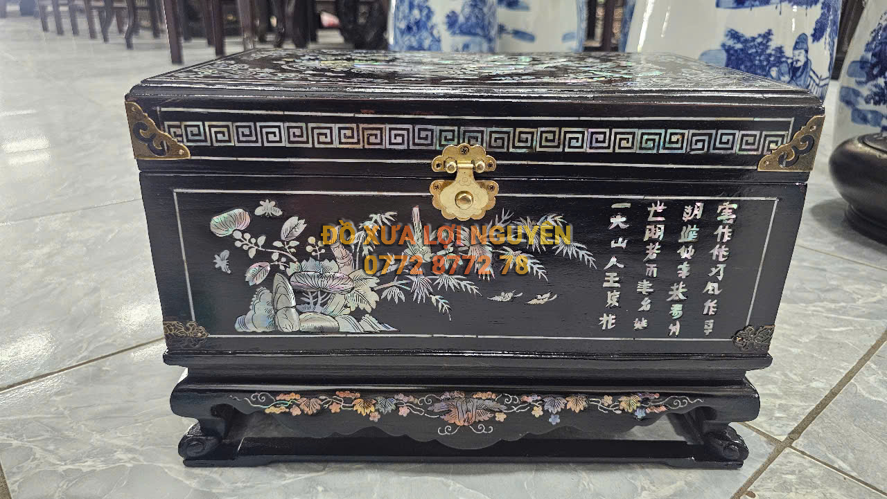 Tráp chữ nhật, gỗ gõ mật, cẩn ốc đẹp