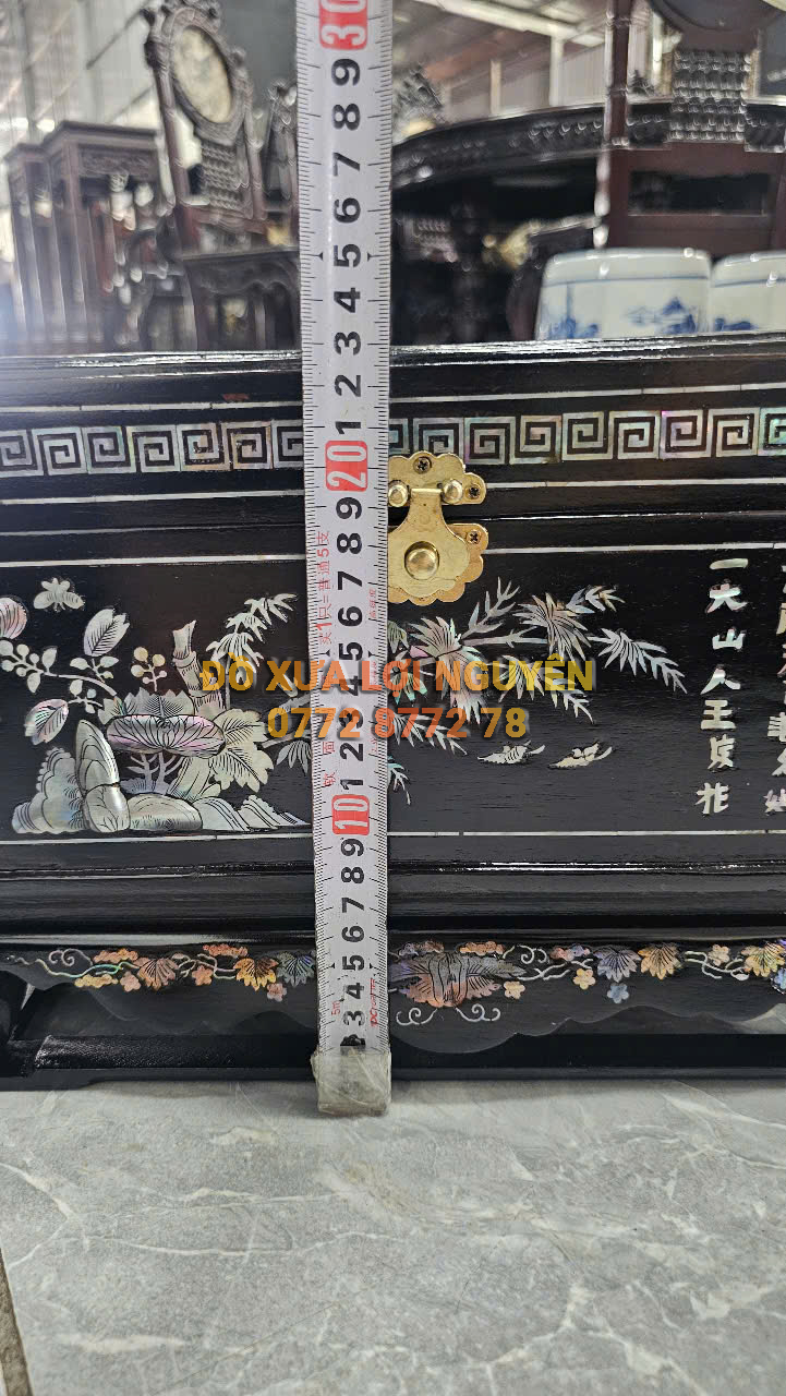 Tráp chữ nhật, gỗ gõ mật, cẩn ốc đẹp