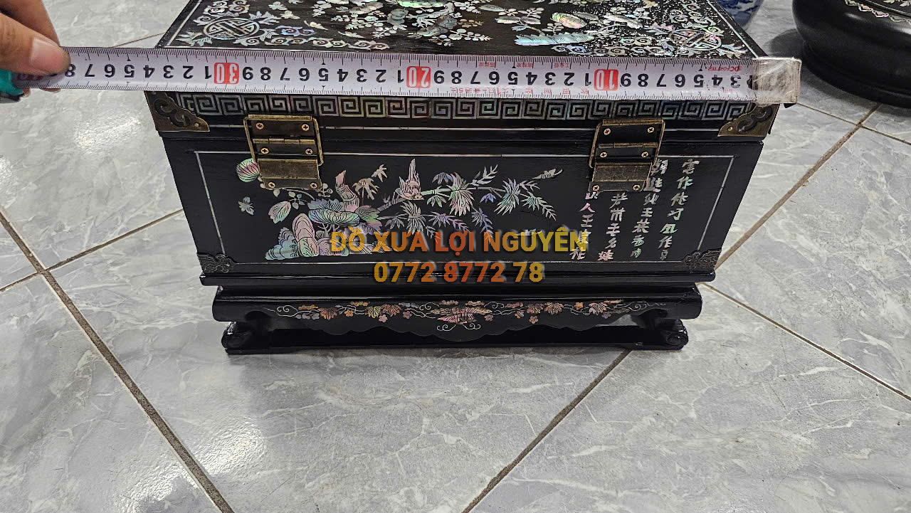Tráp chữ nhật, gỗ gõ mật, cẩn ốc đẹp