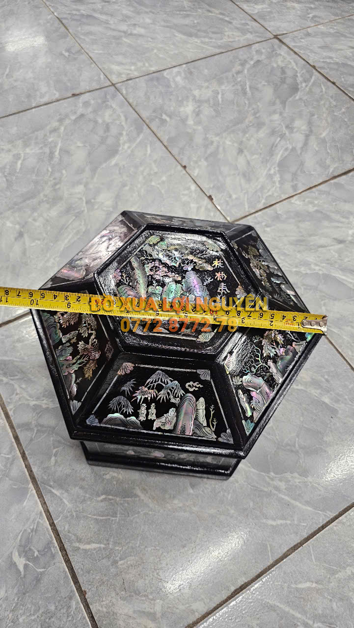 Tráp lục giác, cẩn ốc đẹp, gỗ gõ mật