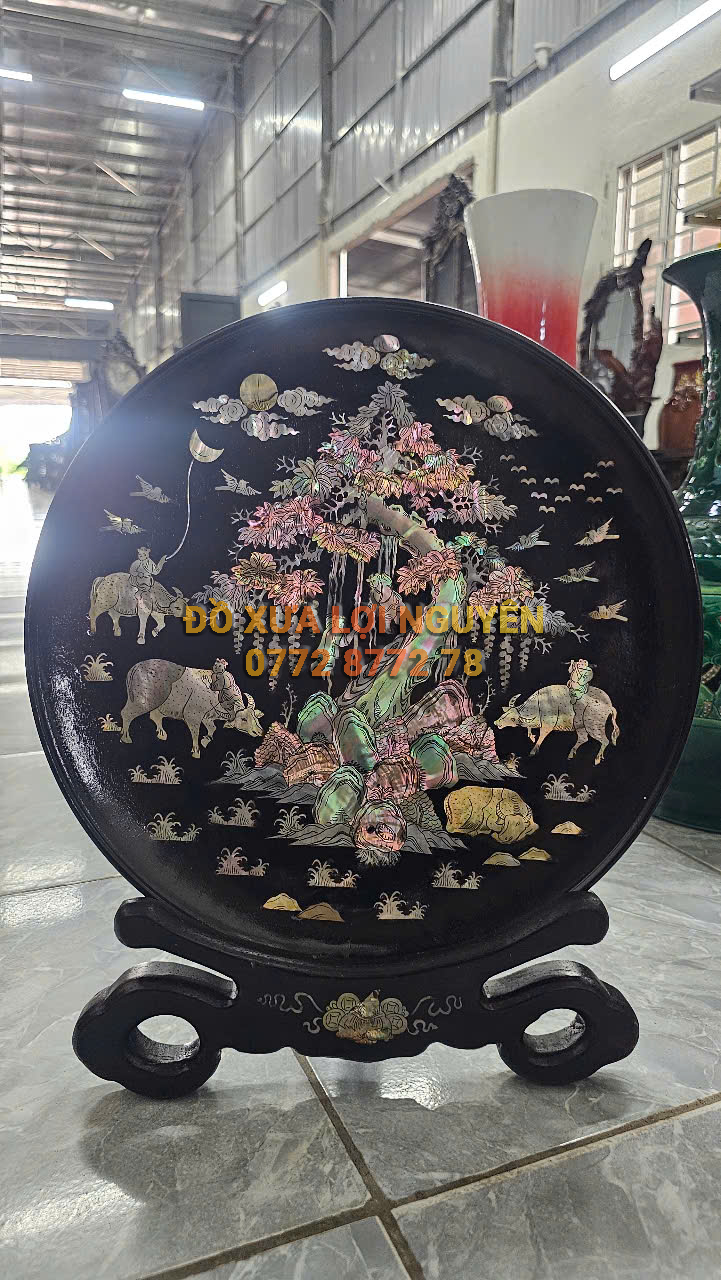 Dĩa tranh quê hương, gỗ gõ mật, cẩn ốc đẹp