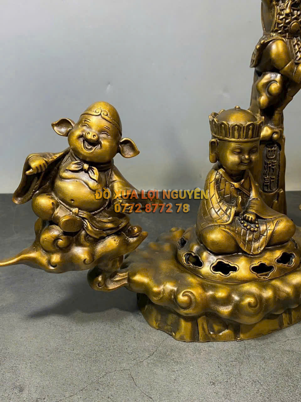 Xông trầm bằng đồng