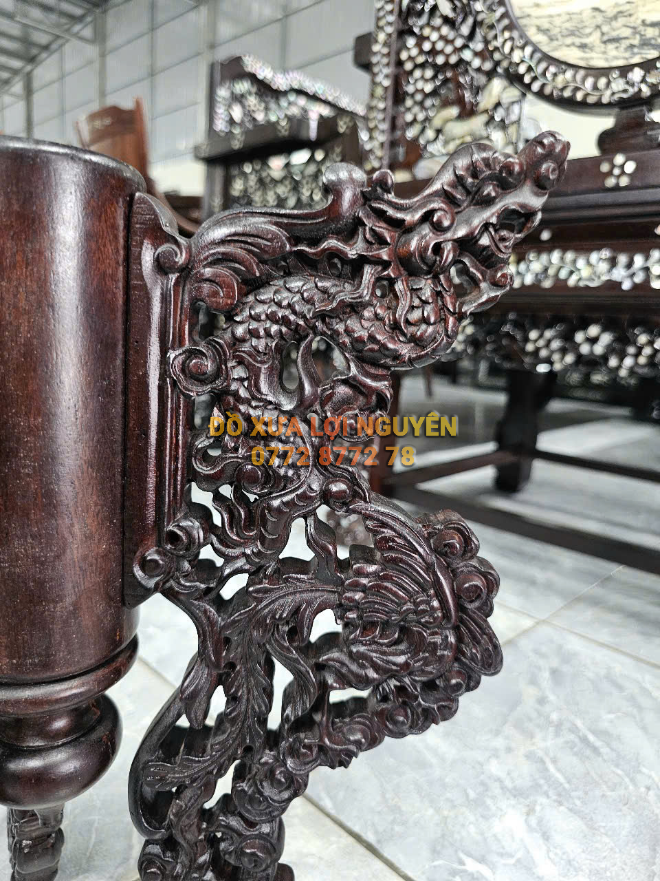 Trò gỗ gõ mật - 2