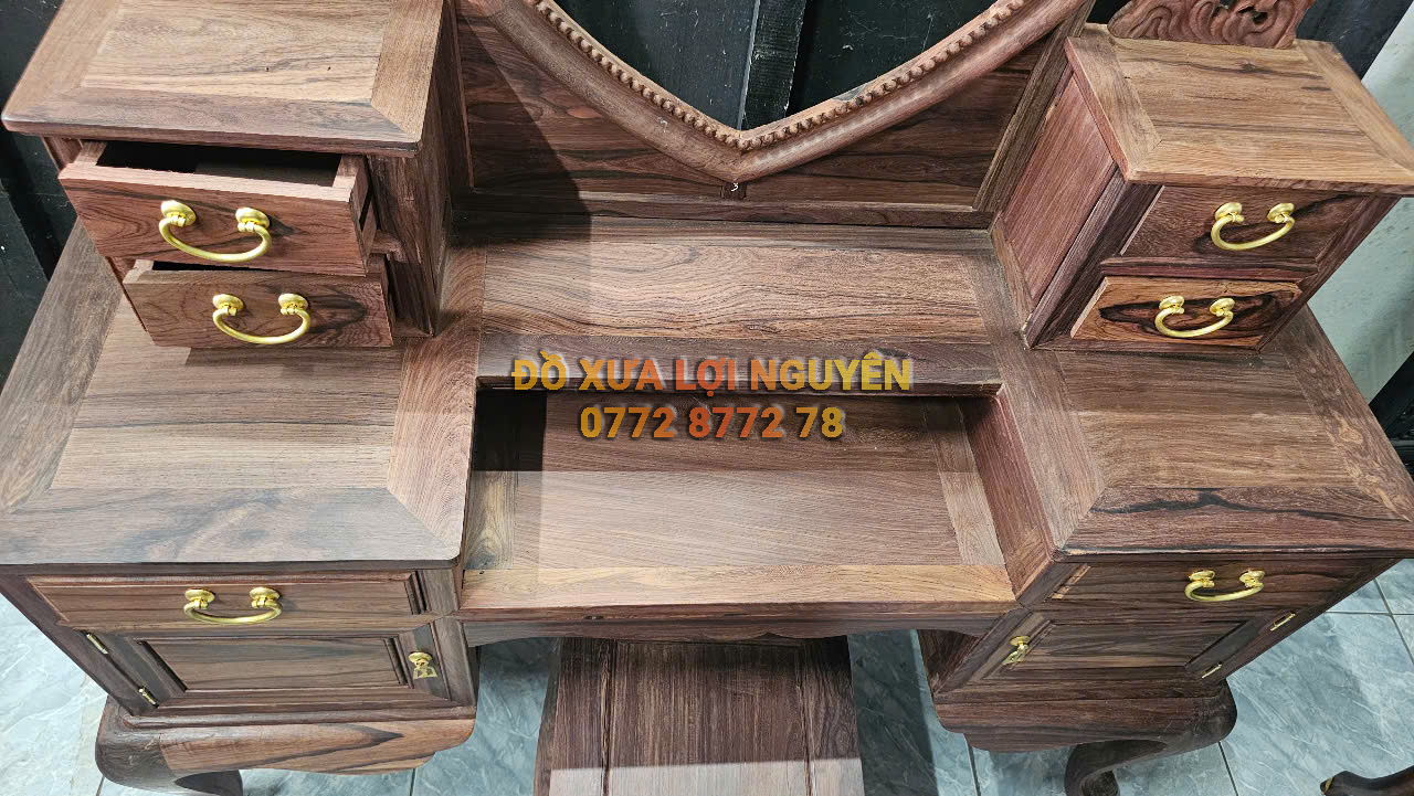 Bàn trang điểm, gỗ cẩm lai xưa