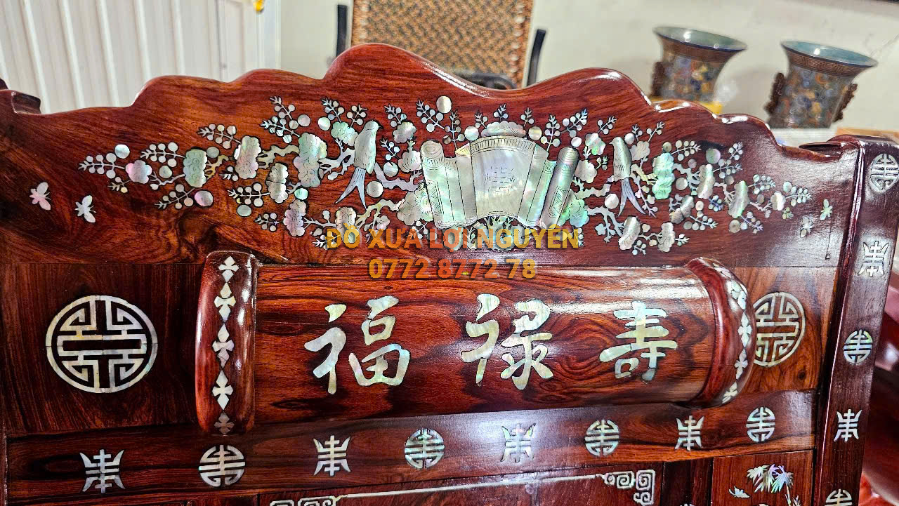 Ghế đu đưa gỗ cẩm lai cẩn ốc Singapore