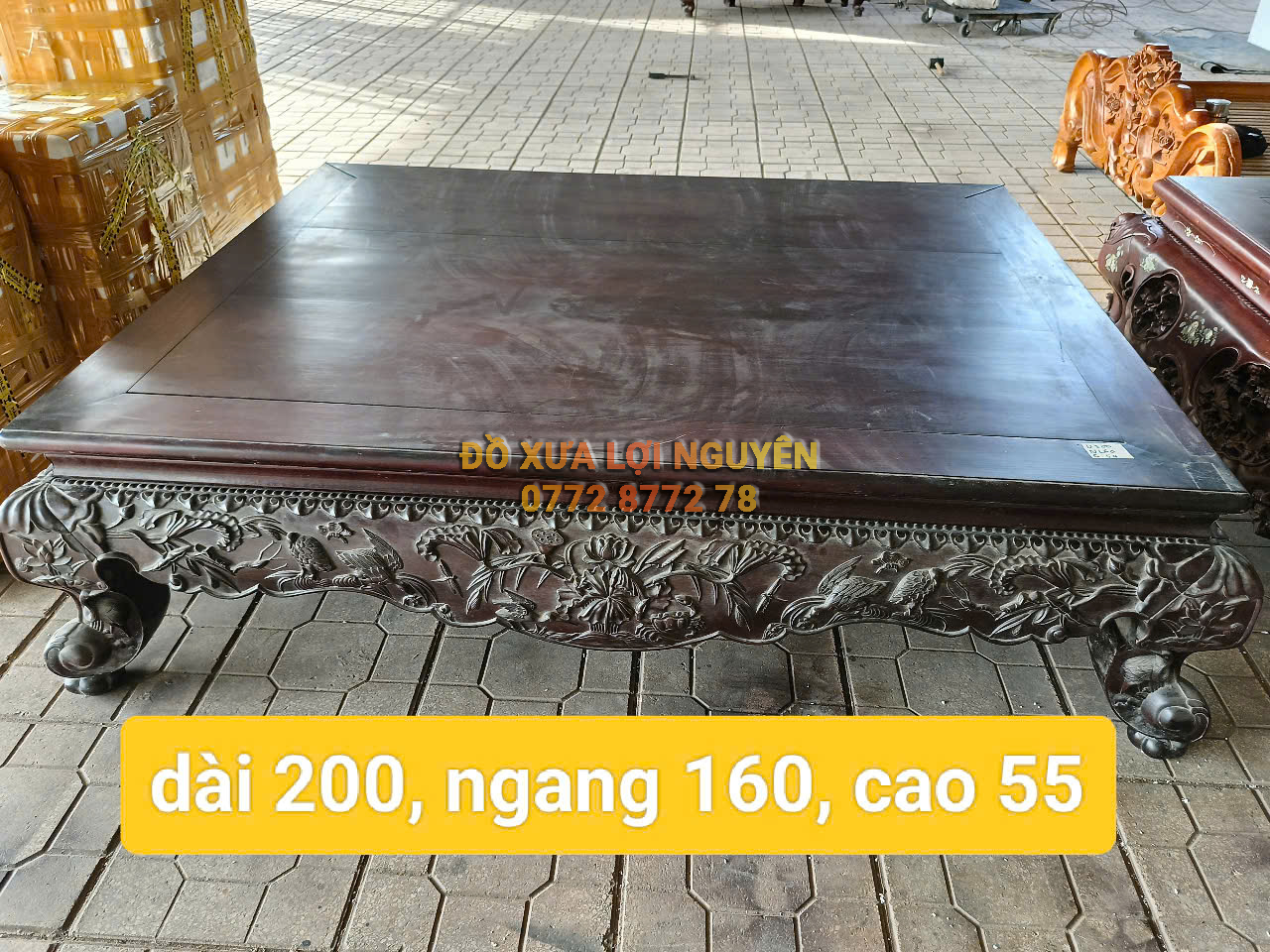 Sạp xưa gỗ gõ mật, trạm đục hoa sen