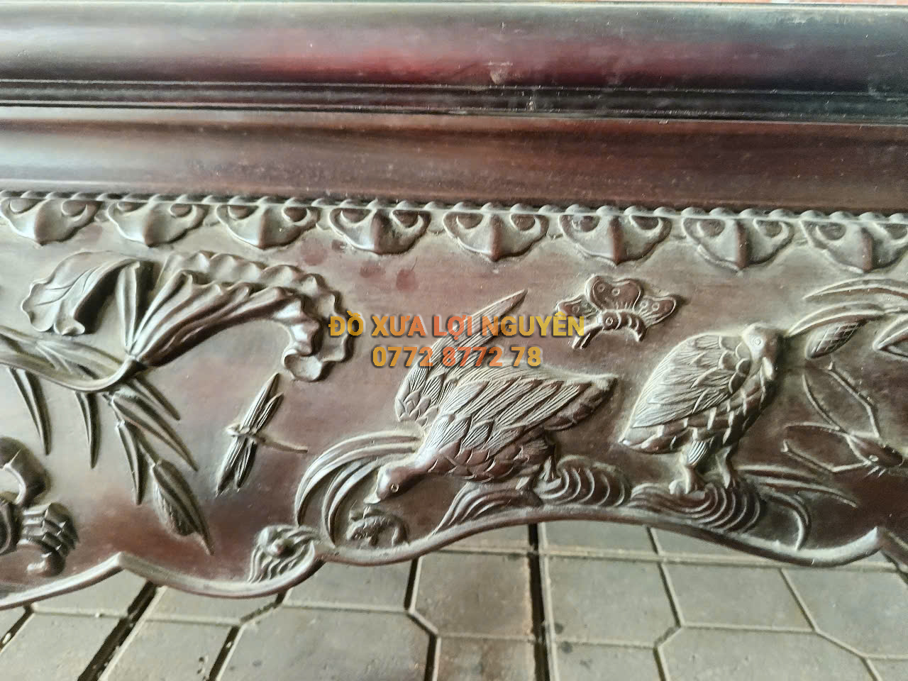 Sạp xưa gỗ gõ mật, trạm đục hoa sen