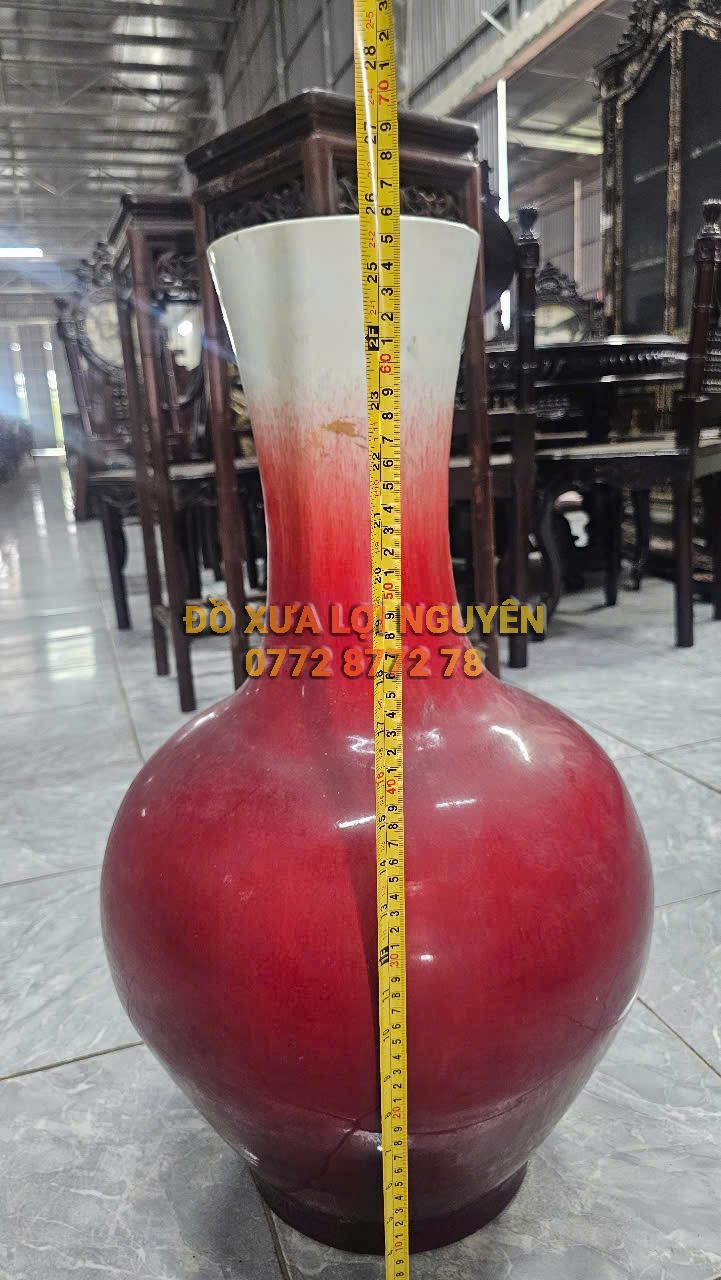 Bình gốm Tàu xưa, men huyết hồng