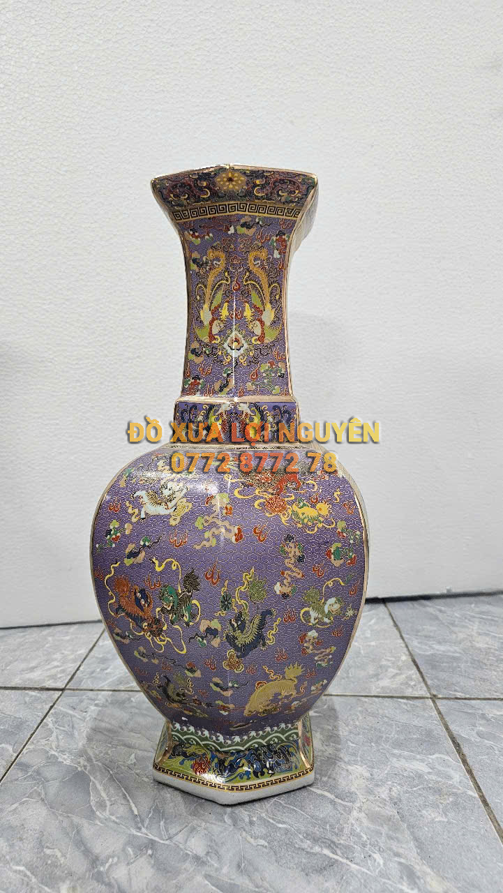 Cặp bình men gấm, gốm tàu