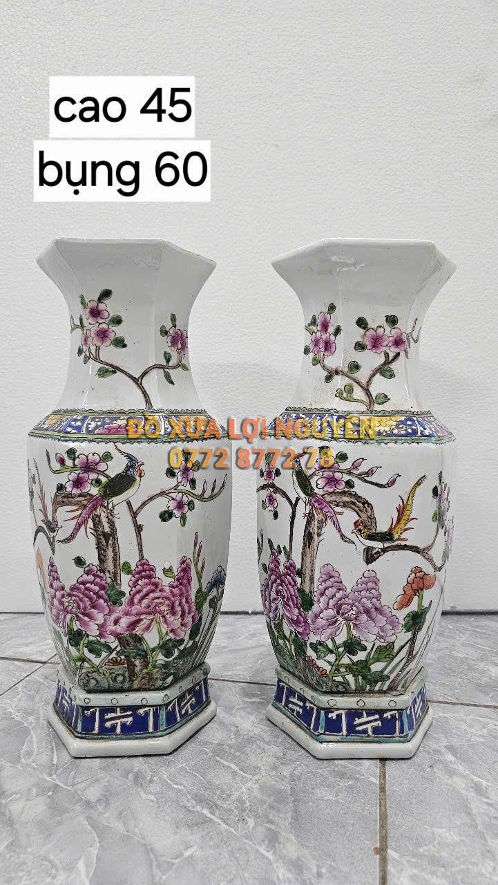 Cặp bình lục giác, gốm tàu