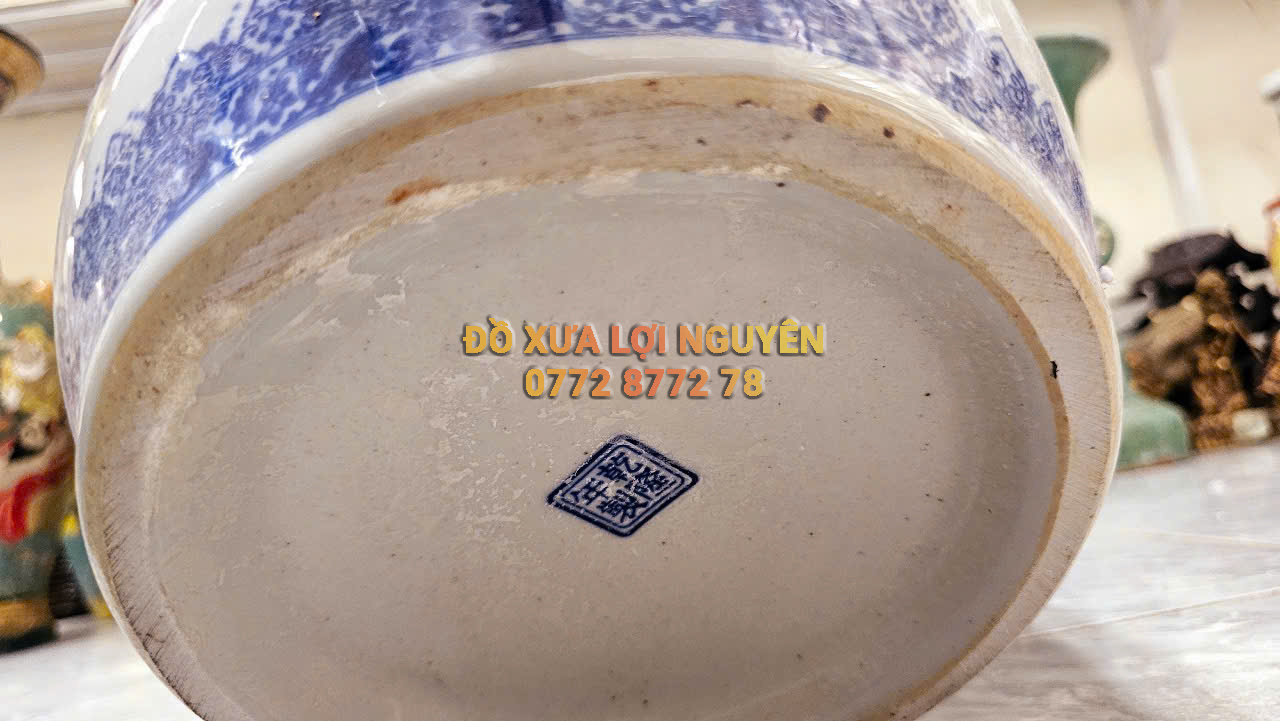 Cặp bình sơn thủy, gốm tàu