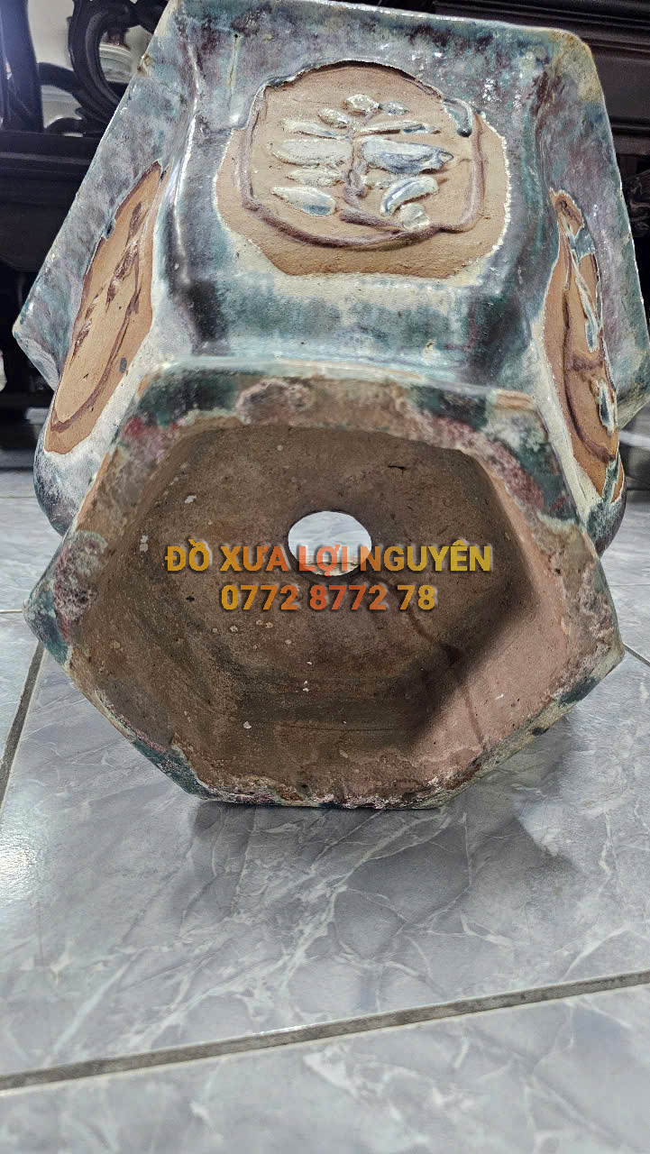 Chậu cổ gốm cây mai - 2