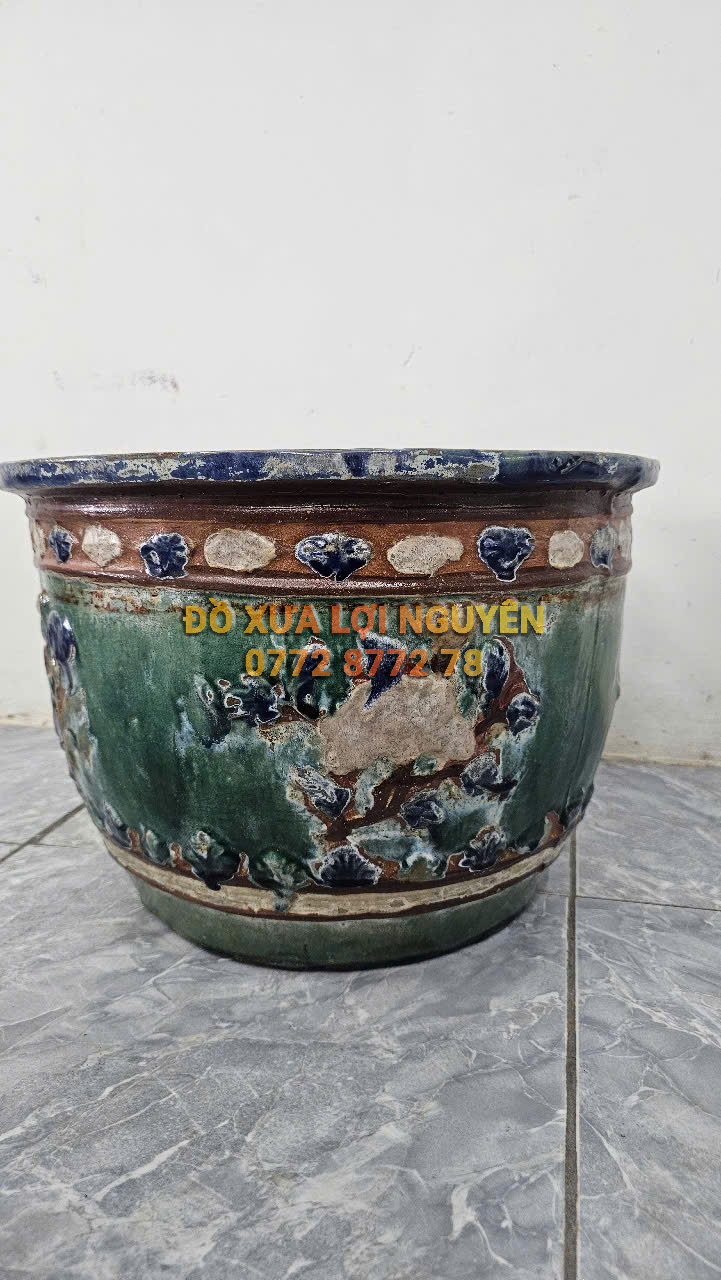 Chậu cổ gốm cây mai - 7