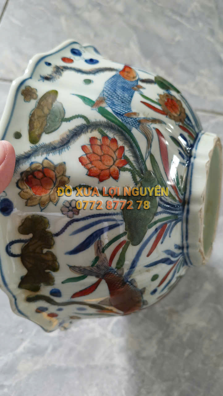 Bát sen cá gốm tàu