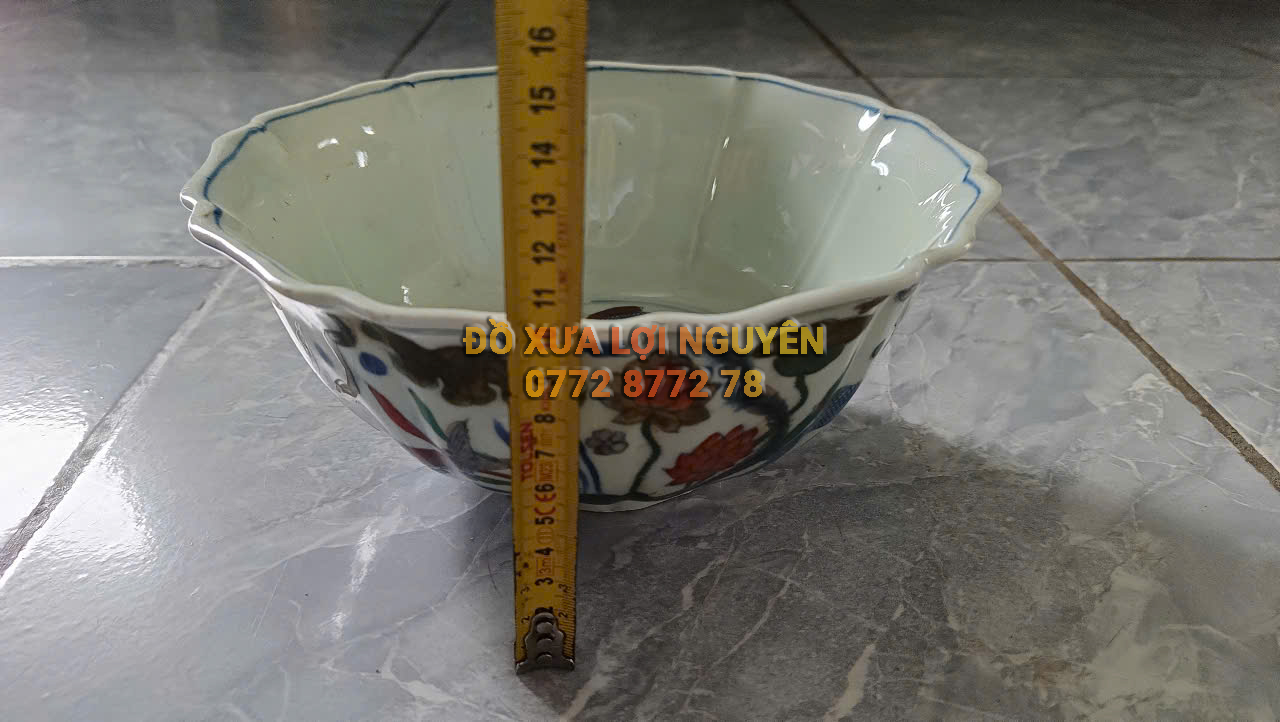 Bát sen cá gốm tàu