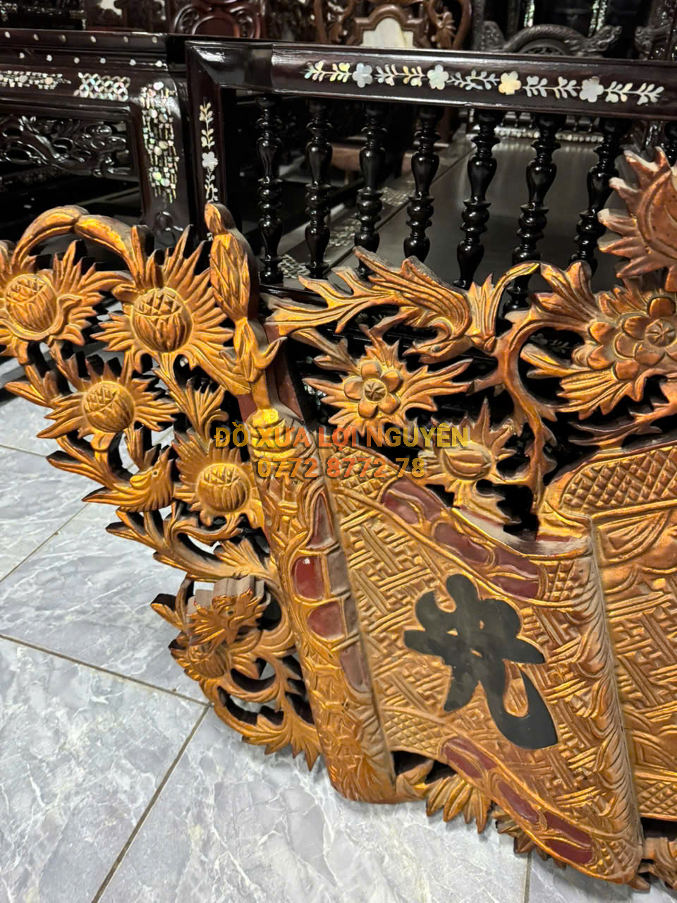 Hoành phi gỗ dỗi, sơn son thiếp vàng chuẩn xưa