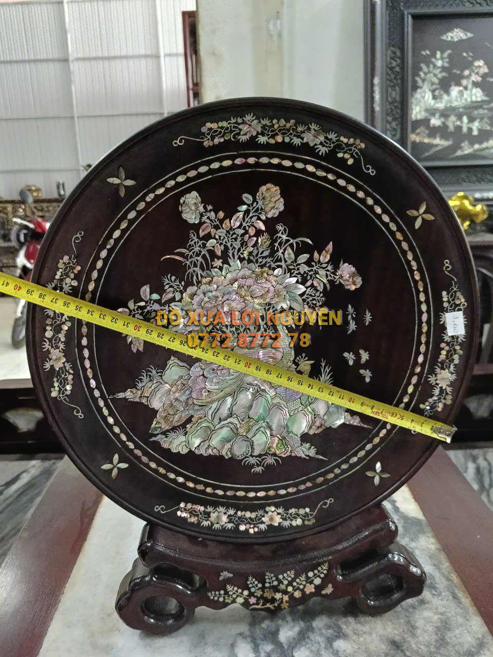 Dĩa tranh gỗ gõ mật