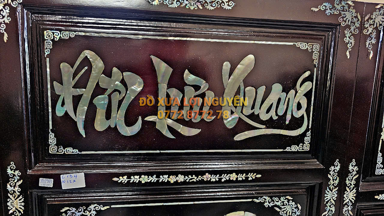 Tranh CỬU HUYỀN THẤT TỔ, Gỗ gõ mật