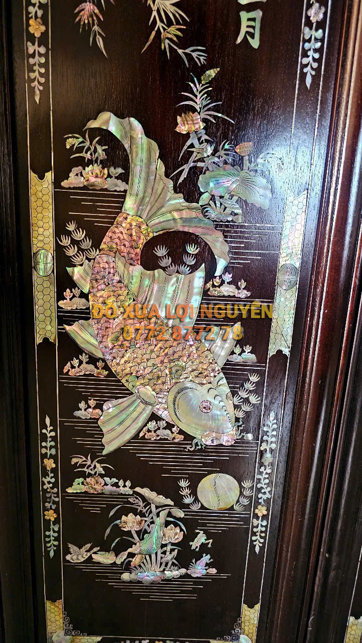 Tranh lý ngư vọng nguyệt, Gỗ gõ mật