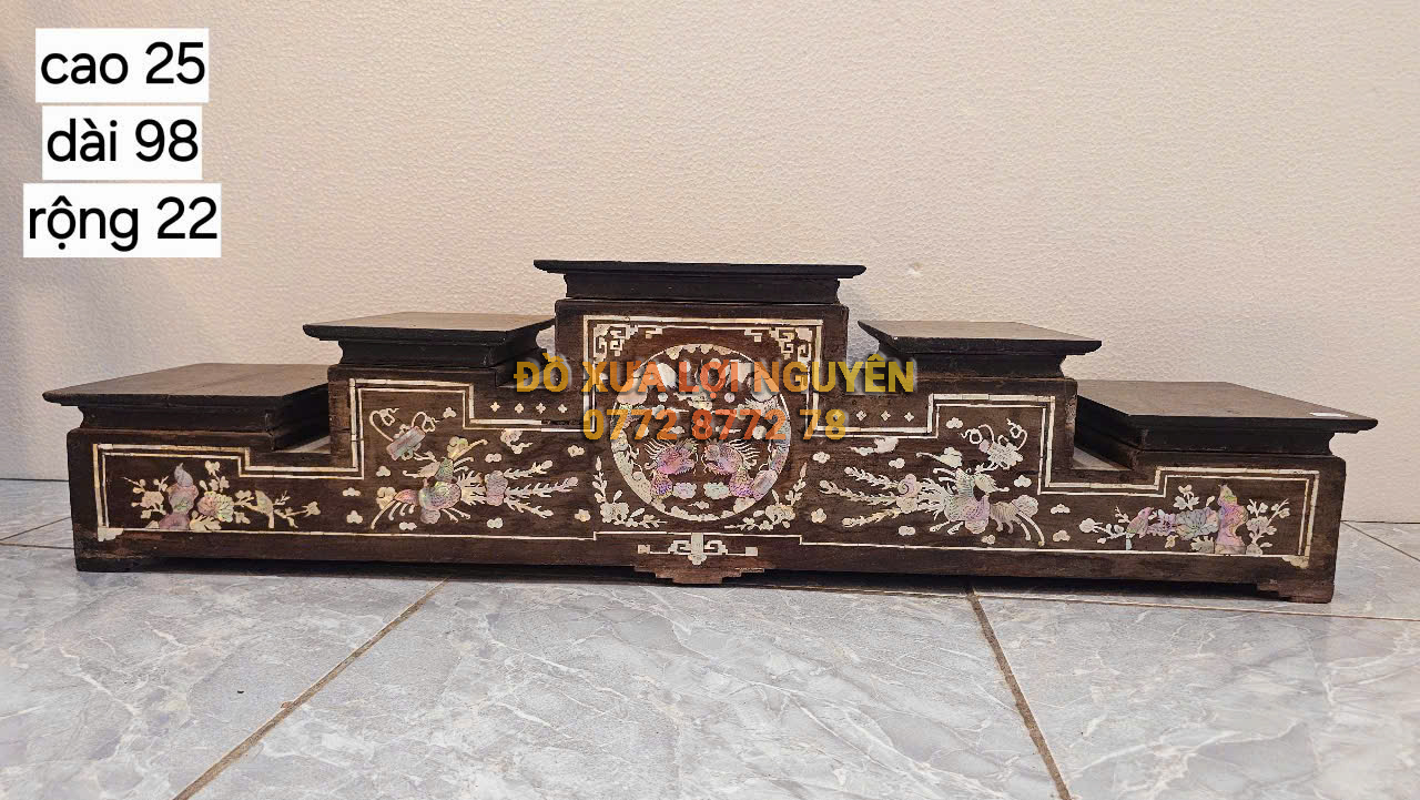 Kệ ngũ sơn, gỗ gõ mật xưa