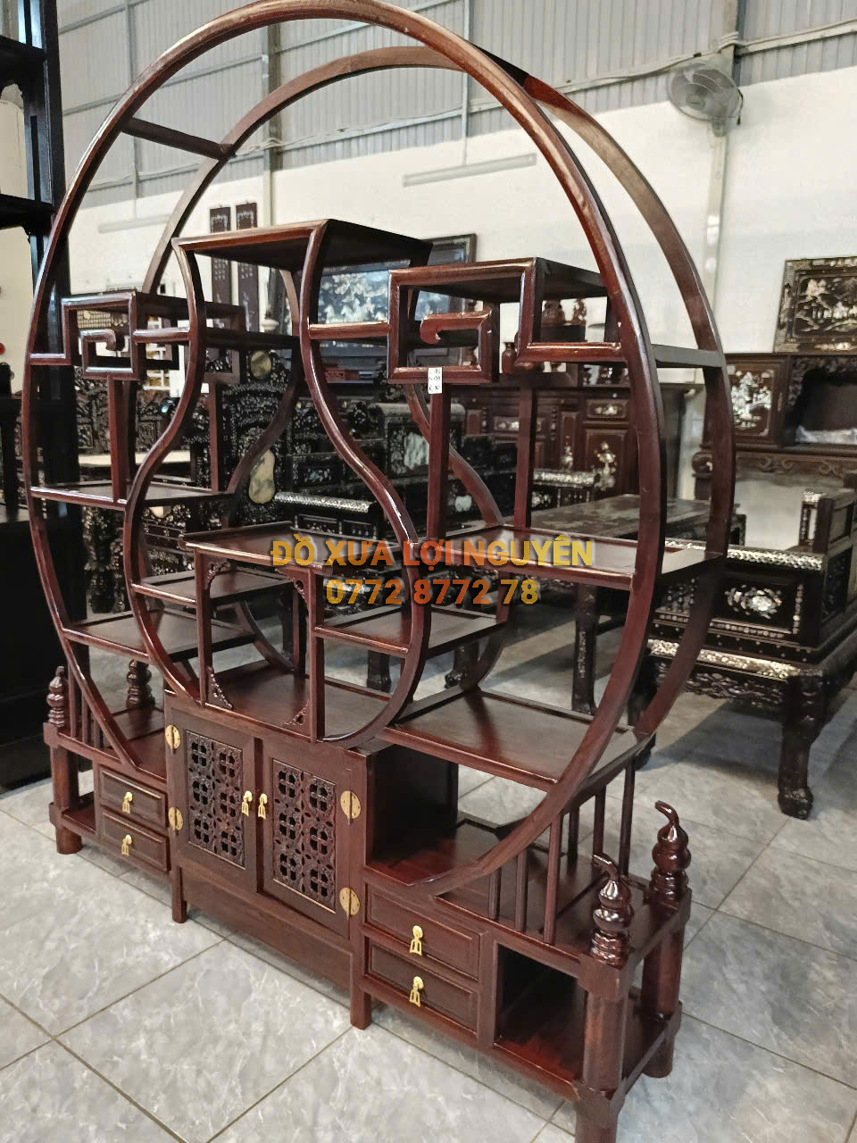 Kệ trưng bày, gỗ cẩm lai