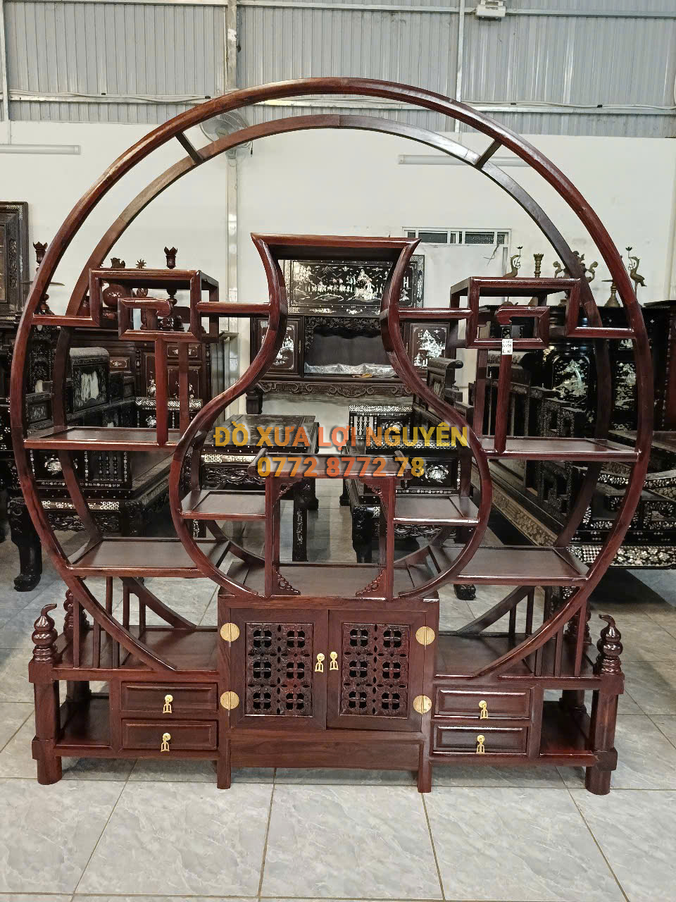 Kệ trưng bày, gỗ cẩm lai