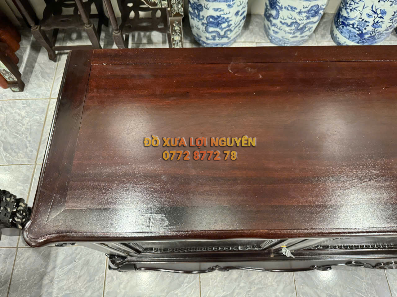 Kệ Tivi. Gỗ gõ mật