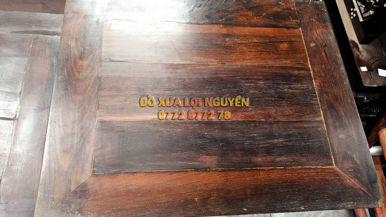 Tủ tivi, Gỗ trắc ta xưa