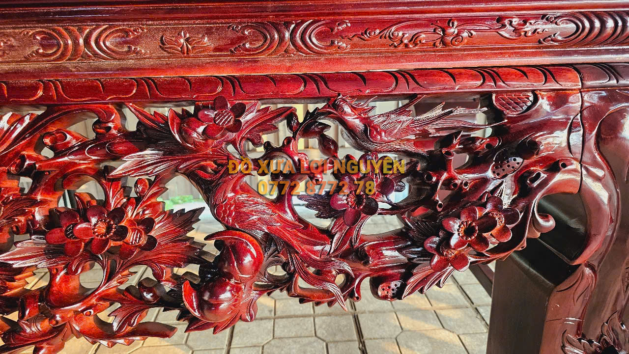 Nghi thờ siêu to, gỗ gõ mật, đục trạm sắc nét