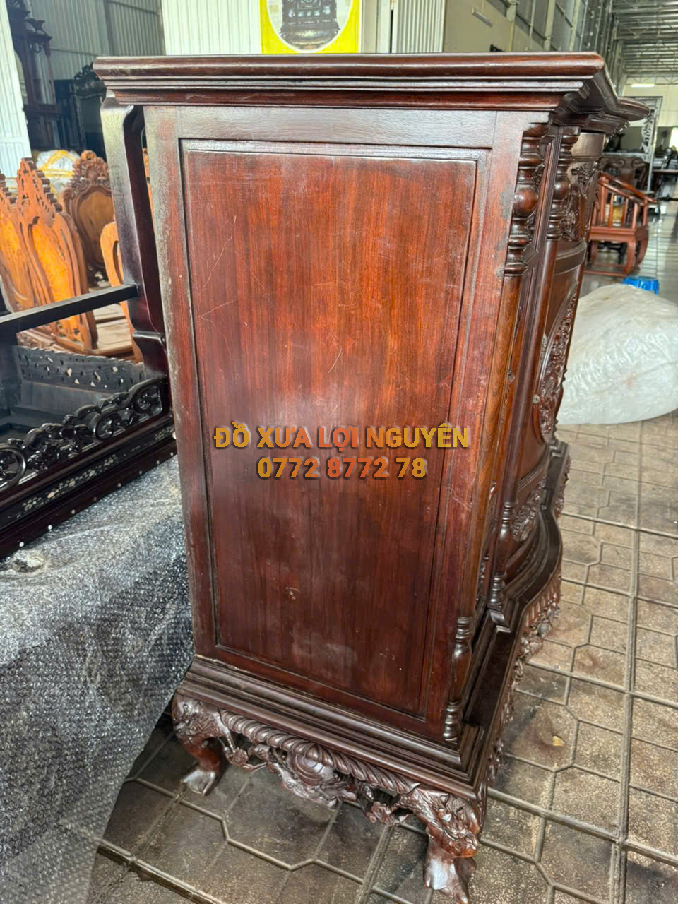 Tủ thờ gỗ gõ mật xưa giá rẻ