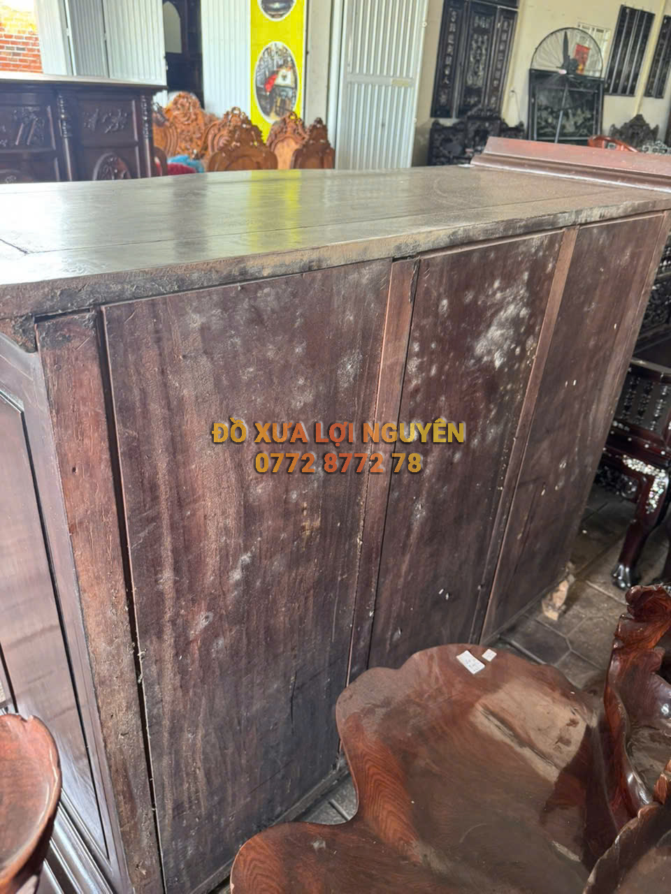 Tủ thờ gỗ gõ mật xưa giá rẻ