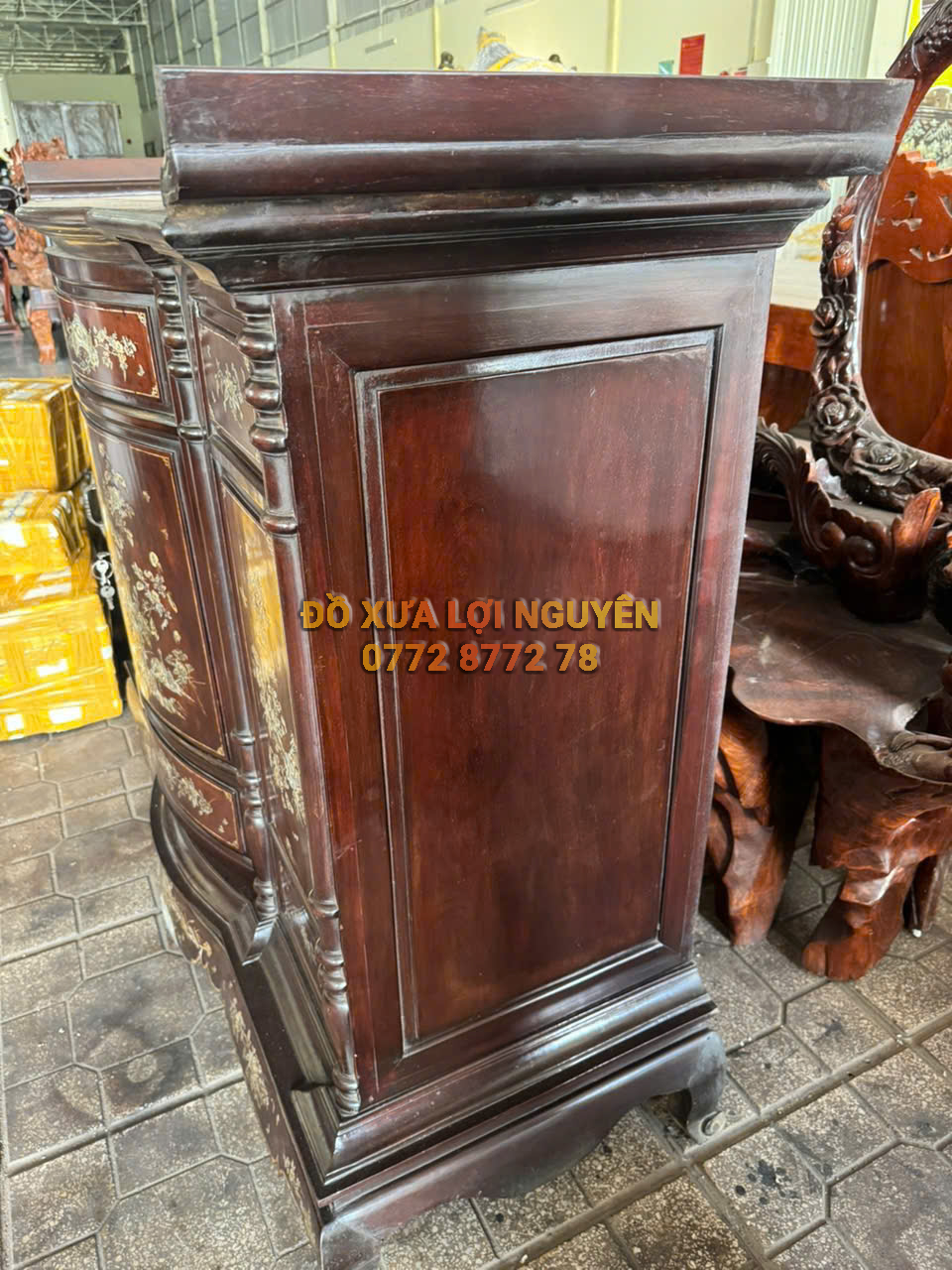 Tủ thờ gỗ gõ mật xưa giá rẻ