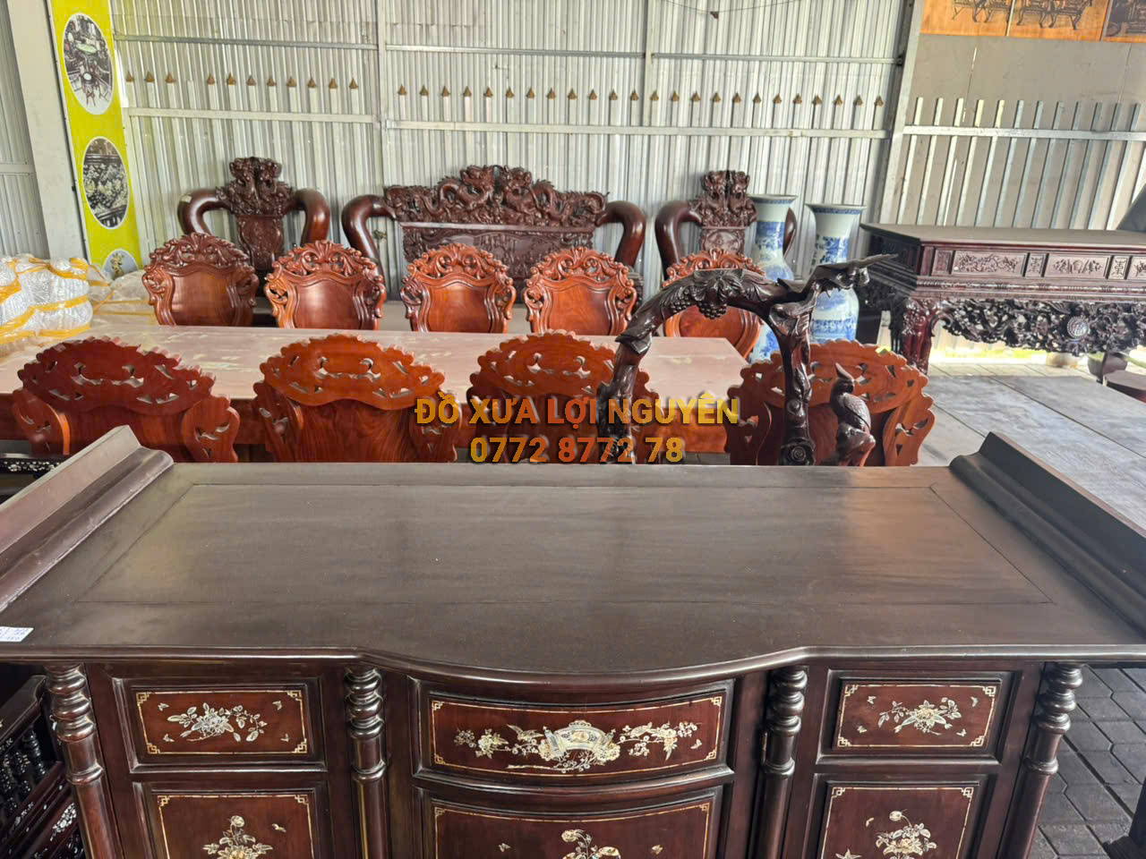 Tủ thờ gỗ gõ mật xưa giá rẻ