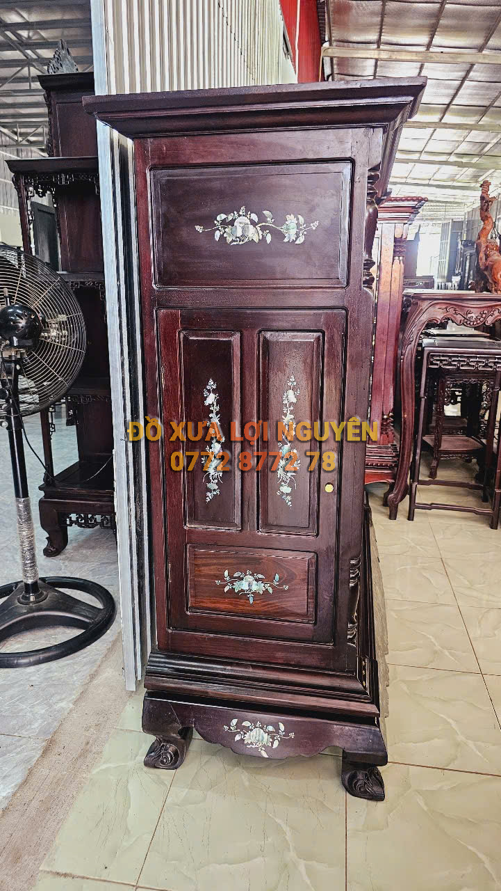 Tủ thờ gỗ gõ mật cẩn ốc Singapore