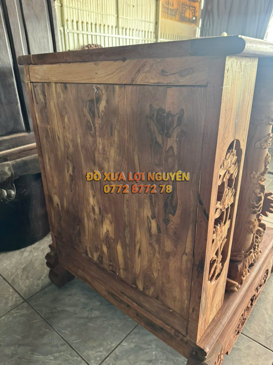 Tủ thần tài gỗ cẩm lai